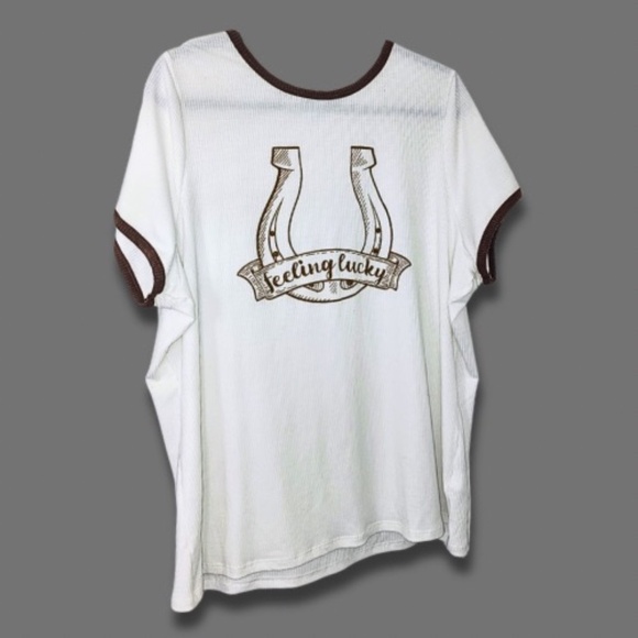 Torrid Graphic T-Shirt Horseshoe “Feeling Lucky” Short Sleeves Brown/White 3X - Picture 1 of 3
